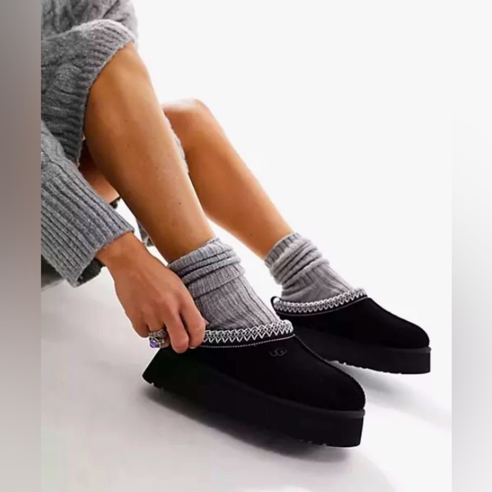 UGG Tazz Slippers